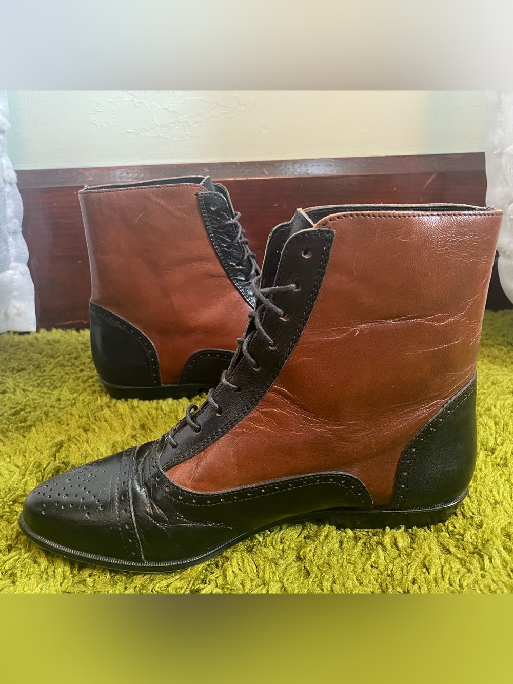Lord & Taylor 80’s Vintage Two-Toned Leather Boots - Picture 7 of 13
